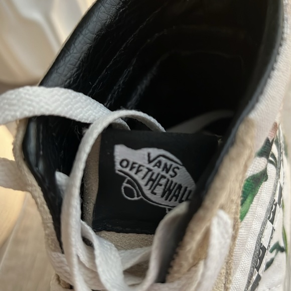 Cream Color VANS - Picture 2 of 4